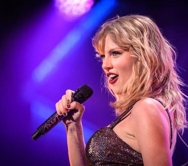 Taylor Swift’s Net Worth Soars to $1 Billion: A Closer Look at Her Financial Success